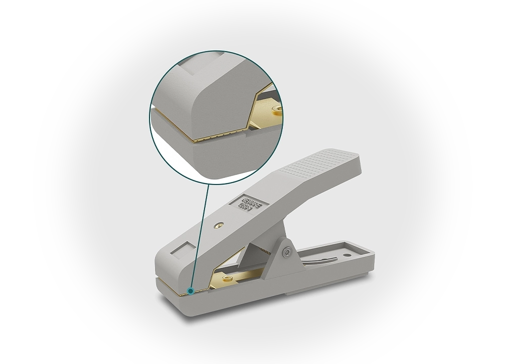 NEWARE battery clamp.The metal contacts are meticulously engraved with textured patterns to increase friction and provide enhanced stability for your batteries